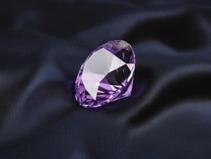 Fioletowy cyrkon