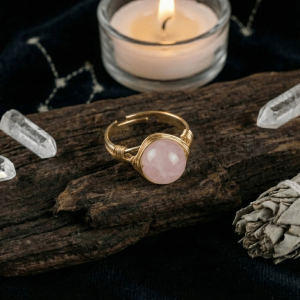 Okrągły pierścionek z różowym kwarcem